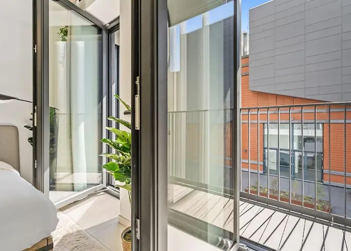 Daire Classy Next To Belval Shopping Plaza *